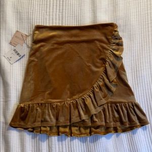 Forever 21 gold ruffle velvet mini skirt